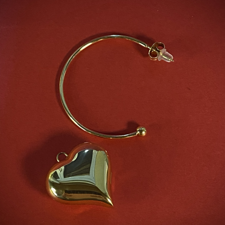 Charm & Chic Hoop - Image 2