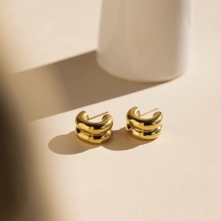 Dione Hoops