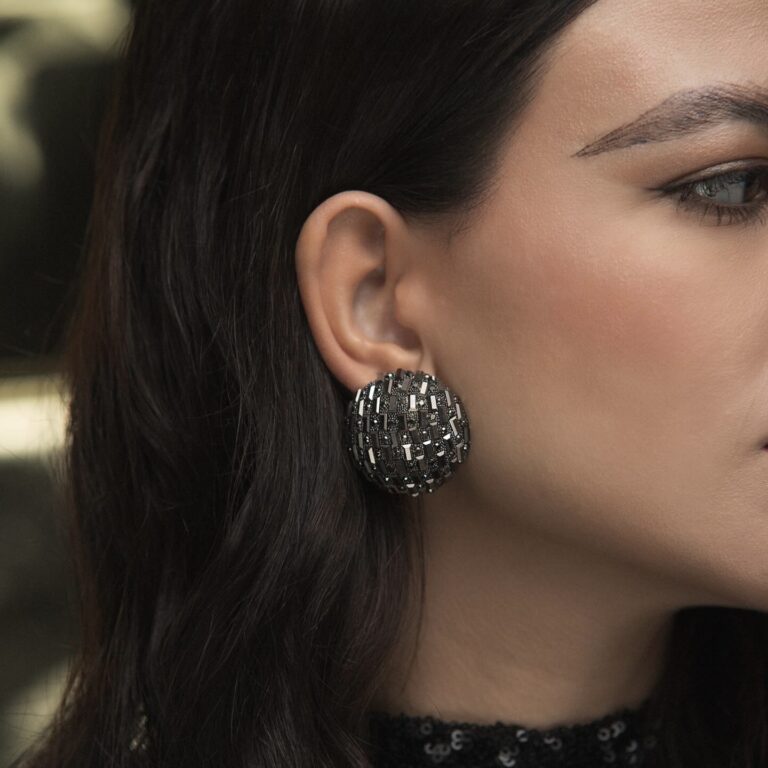 Glow Stud Earrings - Image 4