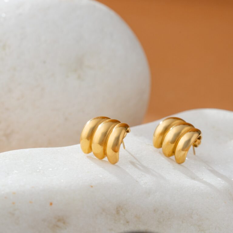 Ear Chic Earrings - Image 2