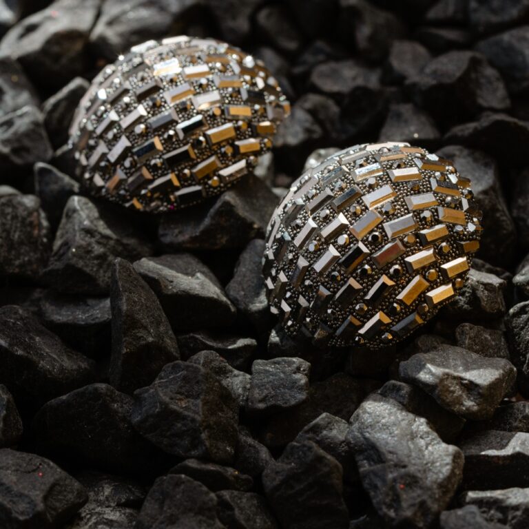 Glow Stud Earrings - Image 2