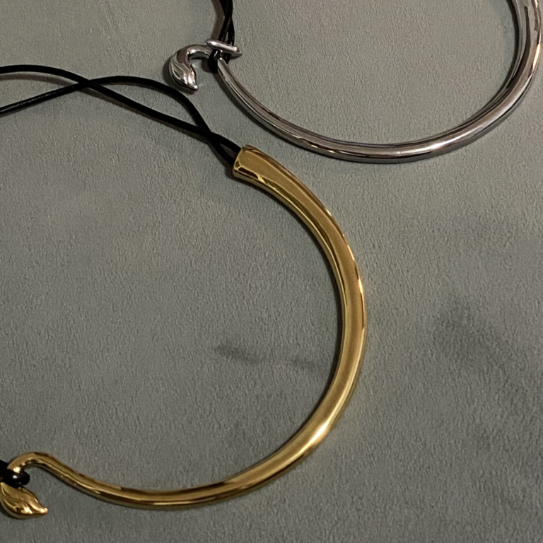 Stylistic Line Necklace - Image 2