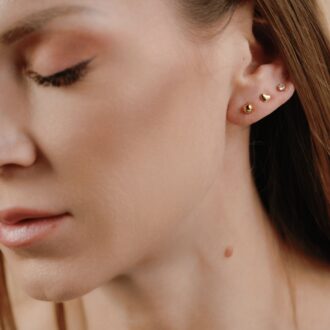 Mini Rhinestones Heart Stud Earrings