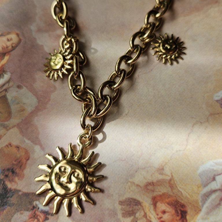 Sun Kiss Chain Necklace - Image 3