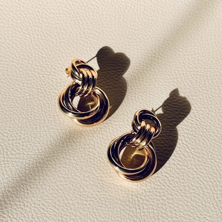 Infinity Knots Earrings - Image 3